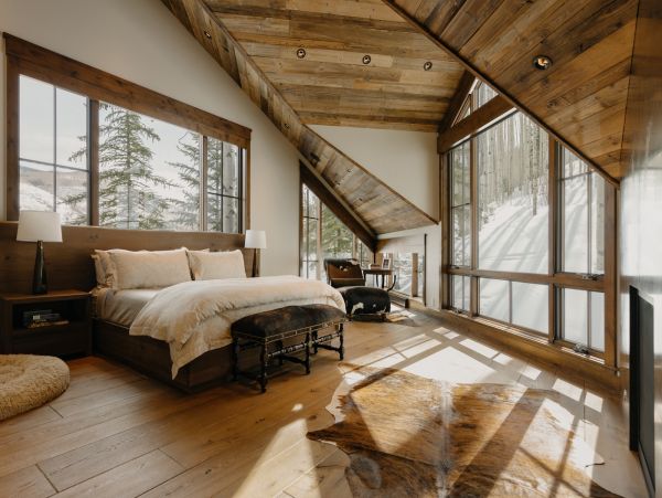 Luxury Ski in/Ski out Vail  Pool and Hot Tub Private Ski Chalet - Private Funicular Walk to Village