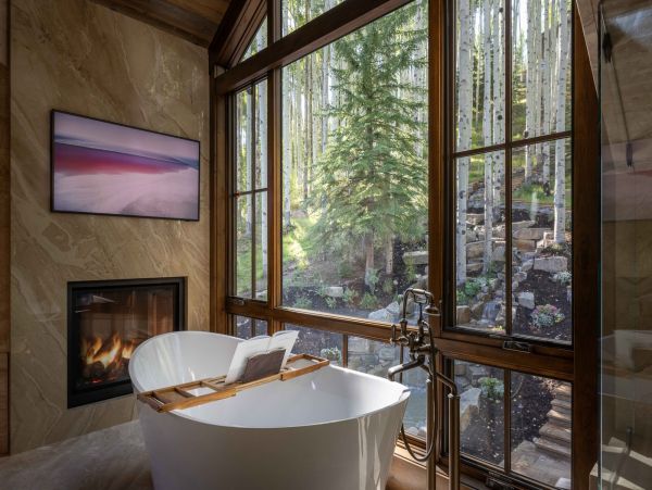 Luxury Ski in/Ski out Vail  Pool and Hot Tub Private Ski Chalet - Private Funicular Walk to Village