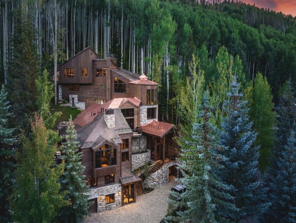 Luxury Ski in/Ski out Vail  Pool and Hot Tub Private Ski Chalet - Private Funicular Walk to Village