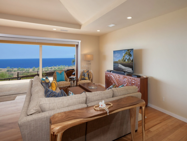 Fabulous Vacation Rental with 3 Bedrooms & Great Views