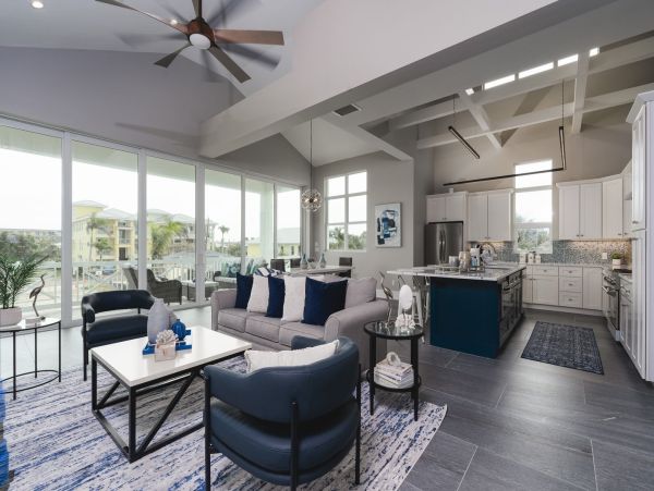 Discover Luxury Four Bedroom Villa For 10 Guest - Your Dream Vacation Home in Fort Myers Beach