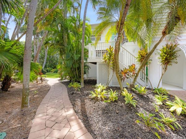Captiva Vacation Rental with Bay Views – 3 Bedroom Island Home