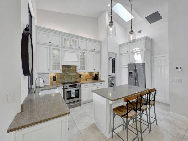 Marco Island Vacation Home Four Bedrooms Sleeps 6 Guests