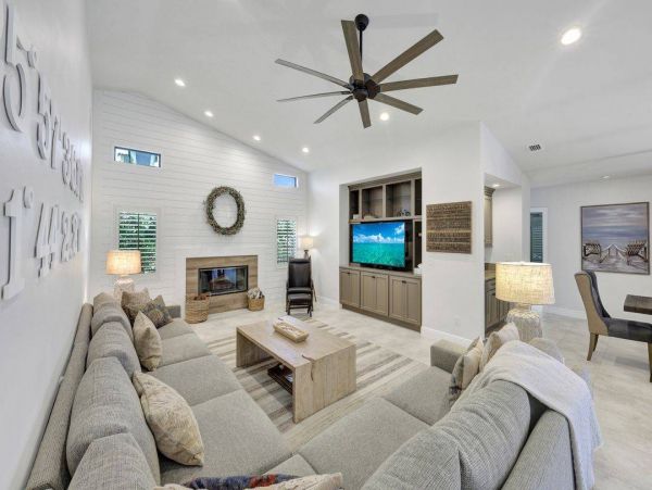 Marco Island Vacation Home Four Bedrooms Sleeps 6 Guests