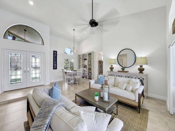 Marco Island Vacation Home Four Bedrooms Sleeps 6 Guests