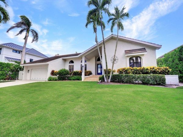 Marco Island Vacation Home Four Bedrooms Sleeps 6 Guests