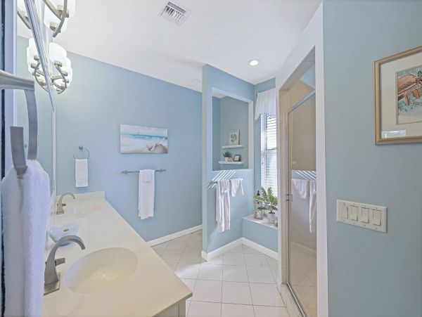 Tropical 3 Bedroom Vacation Getaway in Marco Island Sleeps 6