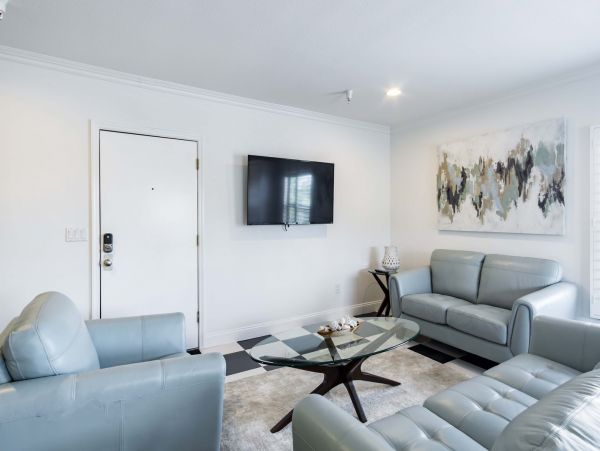 Indian Rocks Vacation Beach Condo Three Bedrooms Sleeps 8