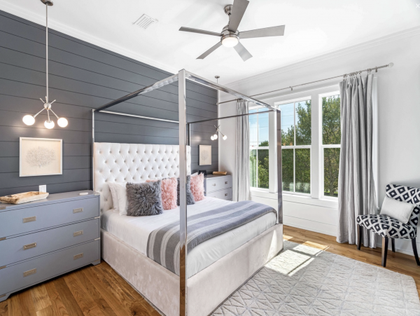 Santa Rosa Beach Lovely Rental Six Bedrooms 150 Yards to Beach