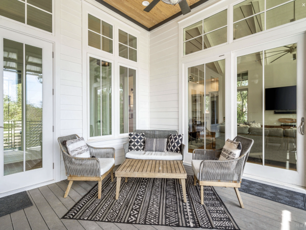 Santa Rosa Beach Lovely Rental Six Bedrooms 150 Yards to Beach