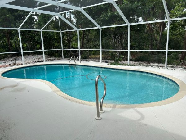 Sanibel Vacation Pool Home 3 Bedrooms Short Walk To Beach