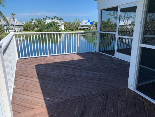 Sanibel Lake View Vacation Home with 2 Bedrooms