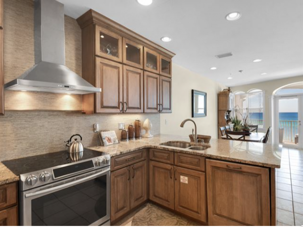 Luxury Beachfront Rental Views of the Gulf Spectacular