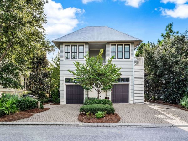 Coastal Getaway Awaits Seaside Vacation Rental