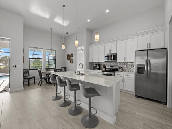 Luxury Cape Coral 4 Bedroom Pool Vacation Home