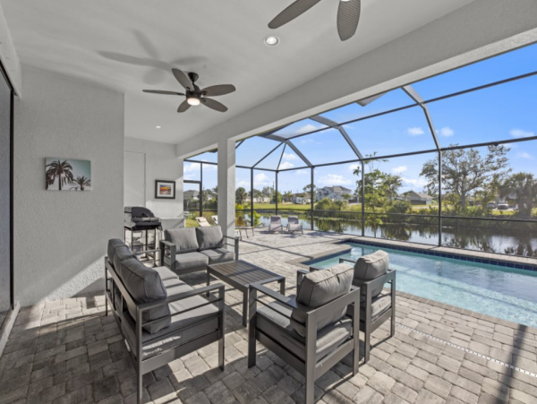 Luxury Cape Coral 4 Bedroom Pool Vacation Home