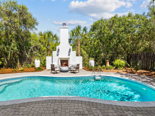Gorgeous 7 Bedroom Home with Great Amenities