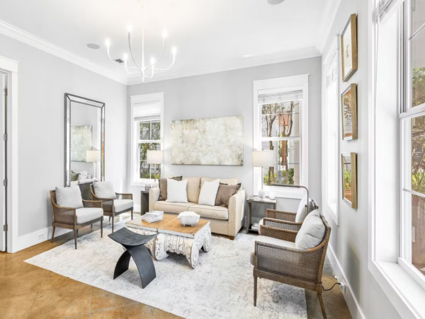 Gorgeous 7 Bedroom Home with Great Amenities