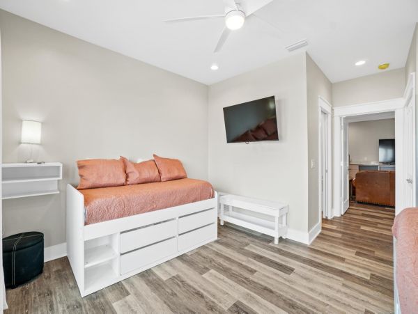Cape San Blas Beachfront Seven Bedroom Vacation Home