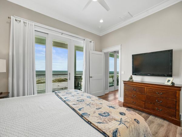 Cape San Blas Beachfront Seven Bedroom Vacation Home