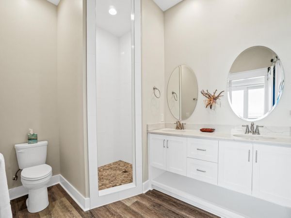 Cape San Blas Beachfront Seven Bedroom Vacation Home