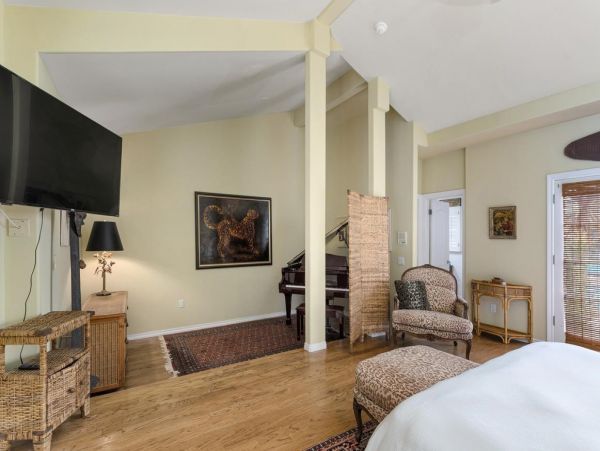 La Jolla Home with 5 Bedroom