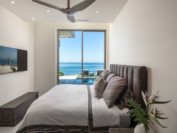 Oceanfront La Jolla Vacation Pool Home Five Bedroom