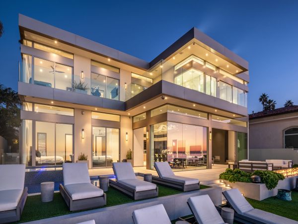 Oceanfront La Jolla Vacation Pool Home Five Bedroom