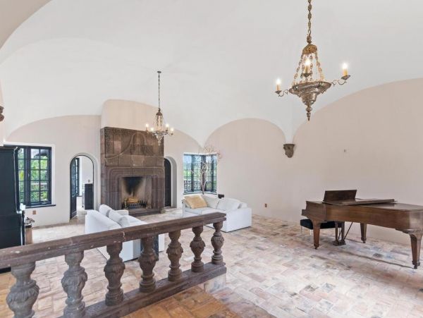 Luxury Twelve Bedroom Estate in Rancho Santa Fe