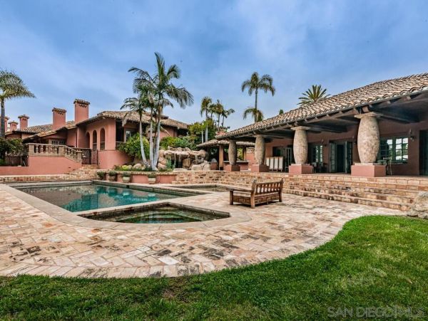 Luxury Twelve Bedroom Estate in Rancho Santa Fe