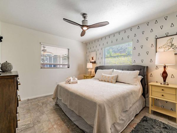 Sarasota Vacation Pool Home Three Bedroom