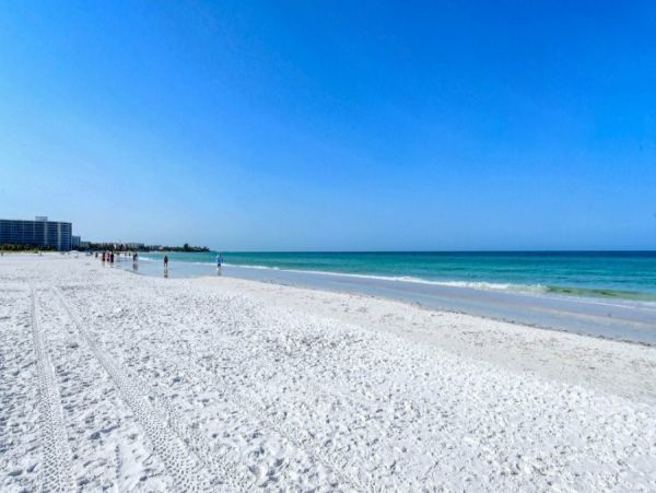 Siesta Key Condo with 3 Bedrooms