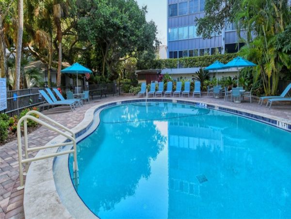 Siesta Key Condo with 3 Bedrooms