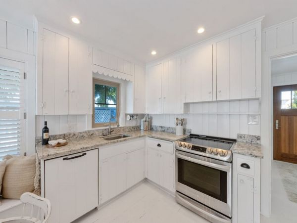 Oceanfront Anna Maria Luxury Vacation Home &  Separate Cottage Plus Golf Cart