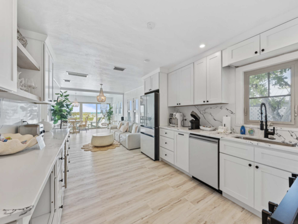 Oceanfront Anna Maria Luxury Vacation Home &  Separate Cottage Plus Golf Cart