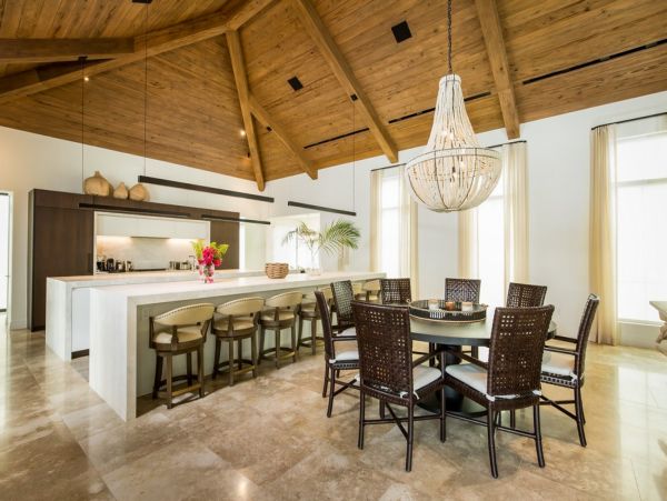 Luxurious 5 Bedroom Pool House in Bahamas Sleeps 15