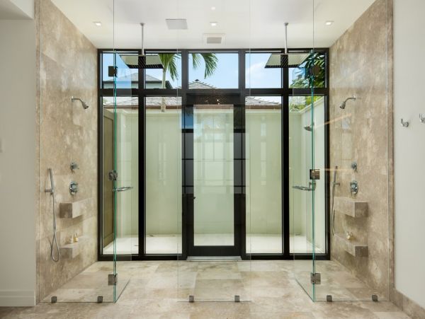 Luxurious 5 Bedroom Pool House in Bahamas Sleeps 15