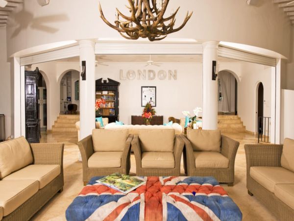 Luxury Vacation Villa with 8 Bedrooms & Great Amenities
