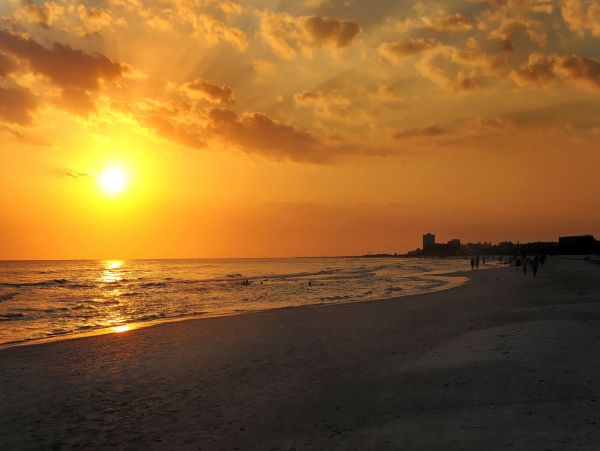 Siesta Key Two Bedroom Vacation Rental on the Beach