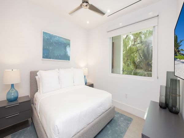3-Bdrm Condo Stunning Ocean Views in Cayman Islands
