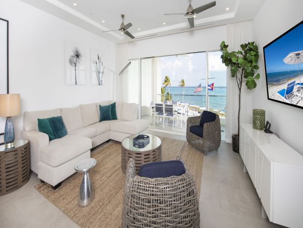 3-Bdrm Condo Stunning Ocean Views in Cayman Islands