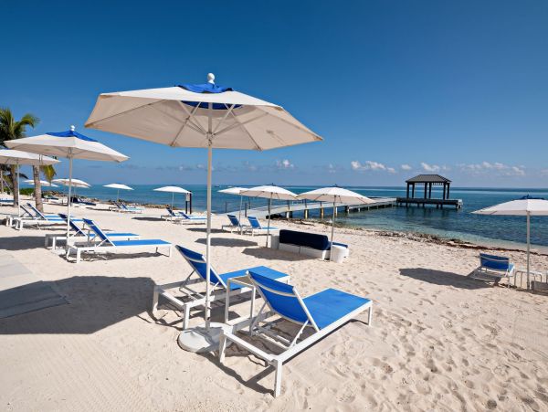 3-Bdrm Condo Stunning Ocean Views in Cayman Islands
