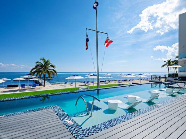 3-Bdrm Condo Stunning Ocean Views in Cayman Islands