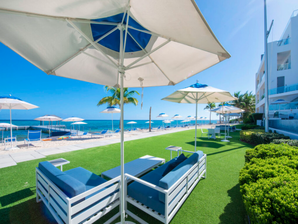 3-Bdrm Condo Stunning Ocean Views in Cayman Islands