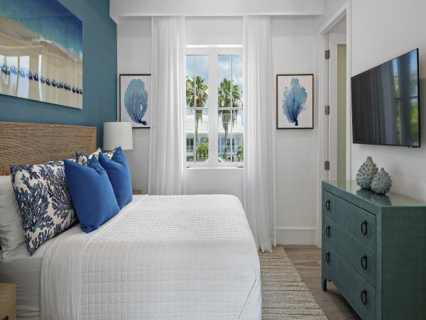 Luxury Grand Cayman Villa Rental 8-Bedroom Beachfront Vacation Home