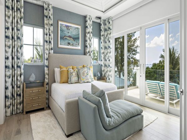 Luxury Grand Cayman Villa Rental 8-Bedroom Beachfront Vacation Home