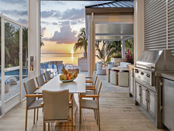 Luxury Grand Cayman Villa Rental 8-Bedroom Beachfront Vacation Home