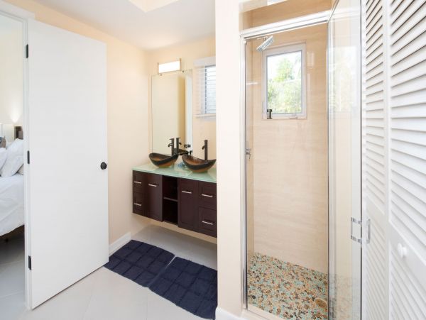 Cayman Island Two Bedroom Home with Stunning Tropical View