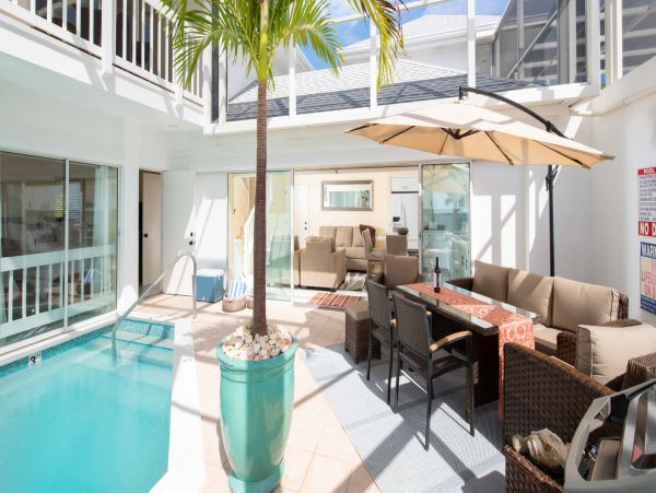 Cayman Island Two Bedroom Home with Stunning Tropical View