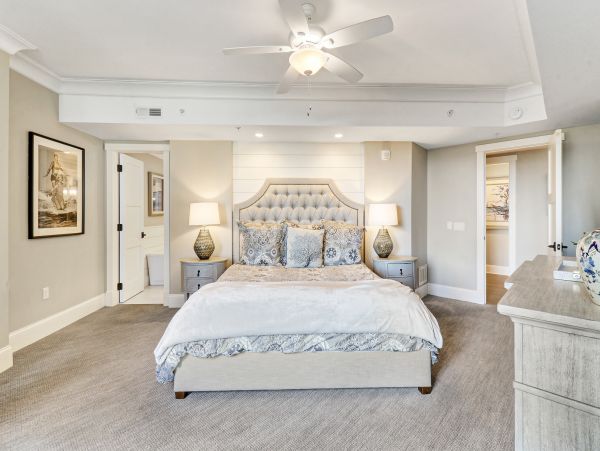 Cozy Corner with 5 Bedrooms and Great View
